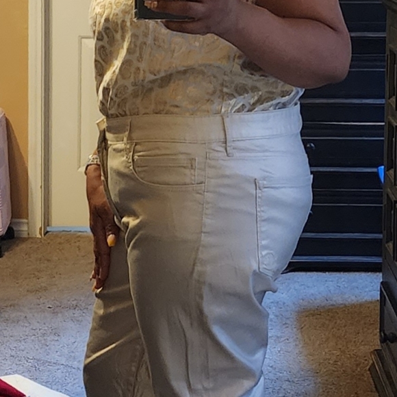 Cream shimmery pants - Picture 2 of 6